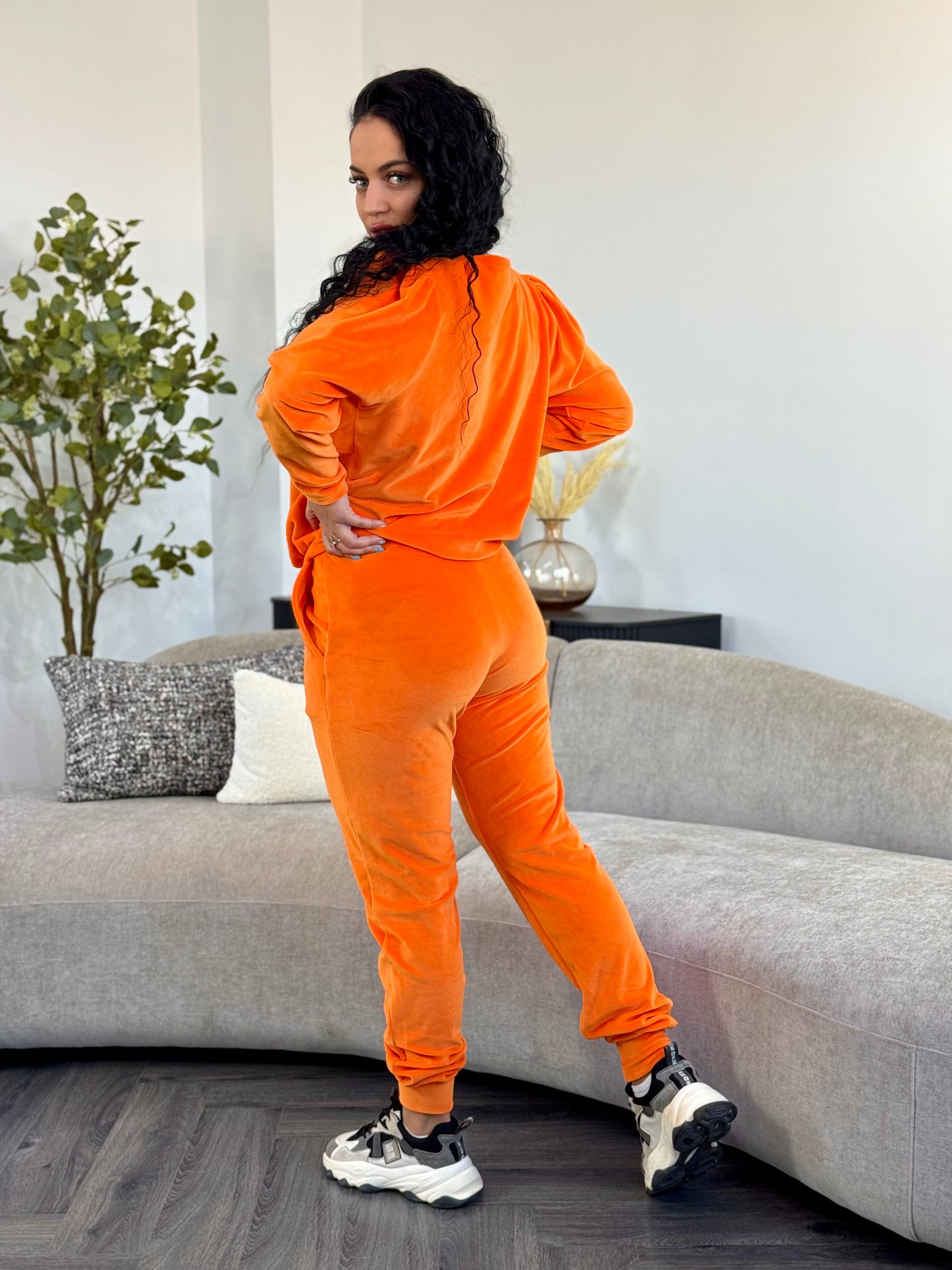 Costum Victoria Soft - Orange