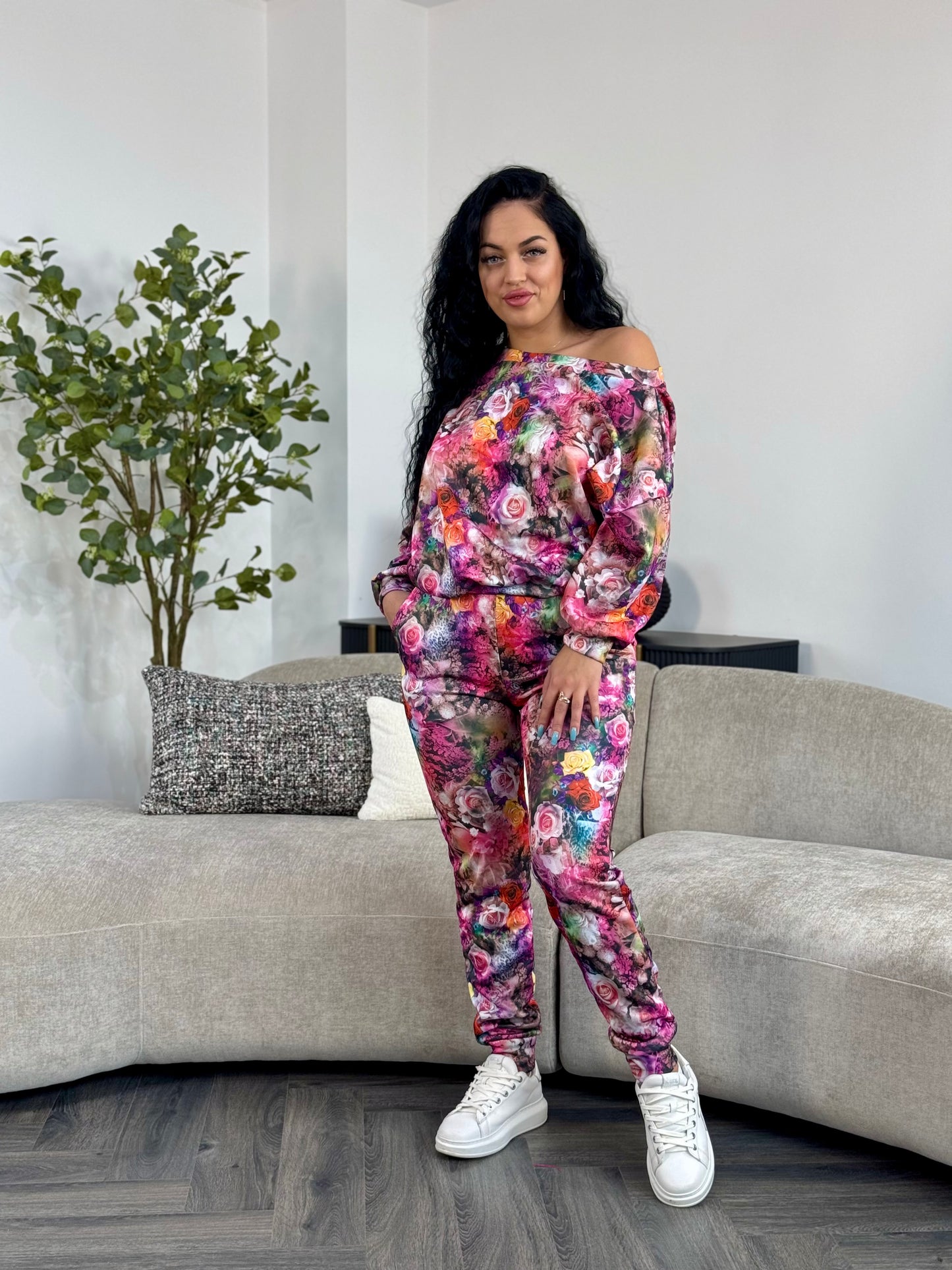 Costum Tessa Flowers - Pink