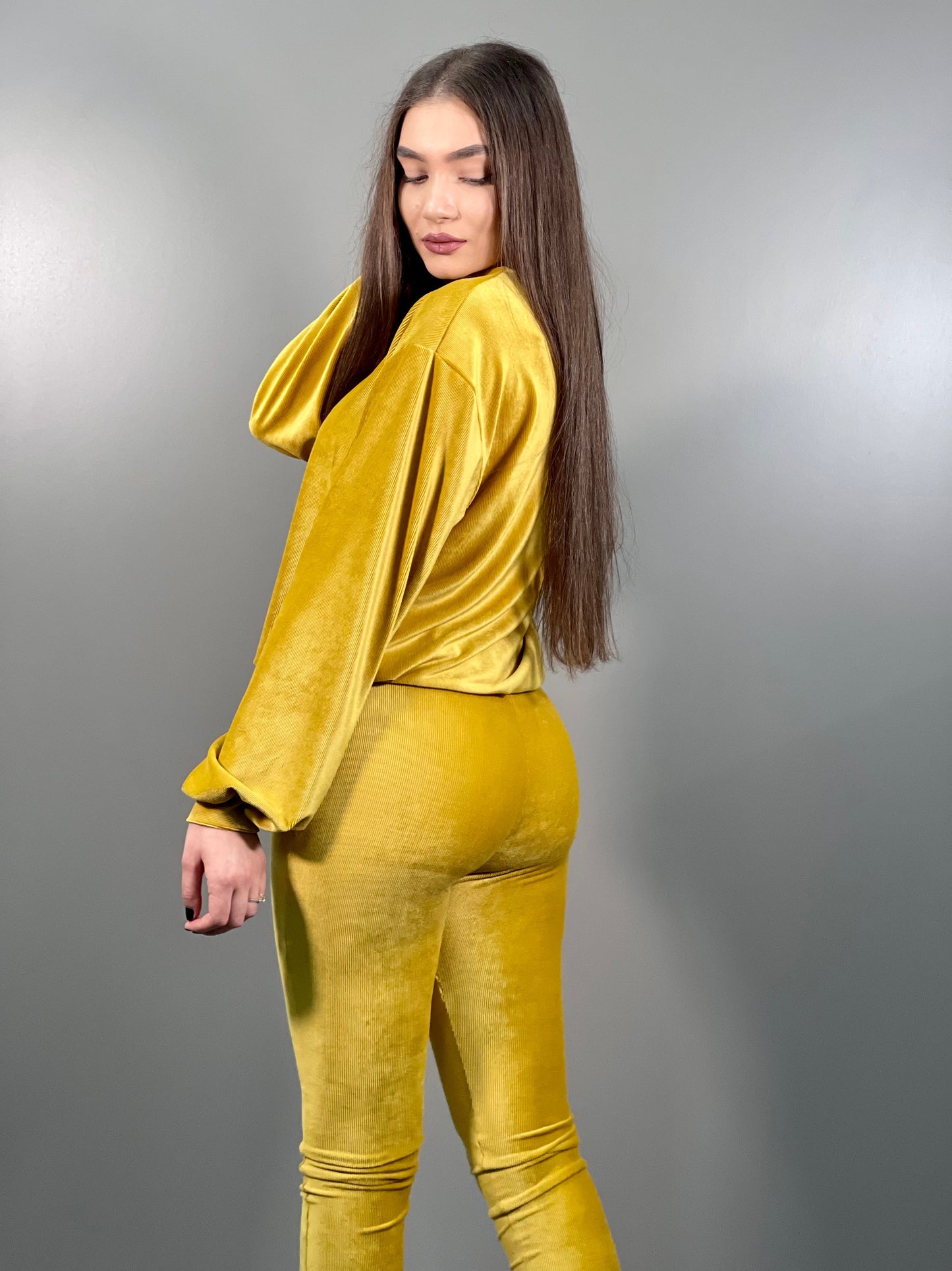 Costum LAVINIA - Galben Mustar