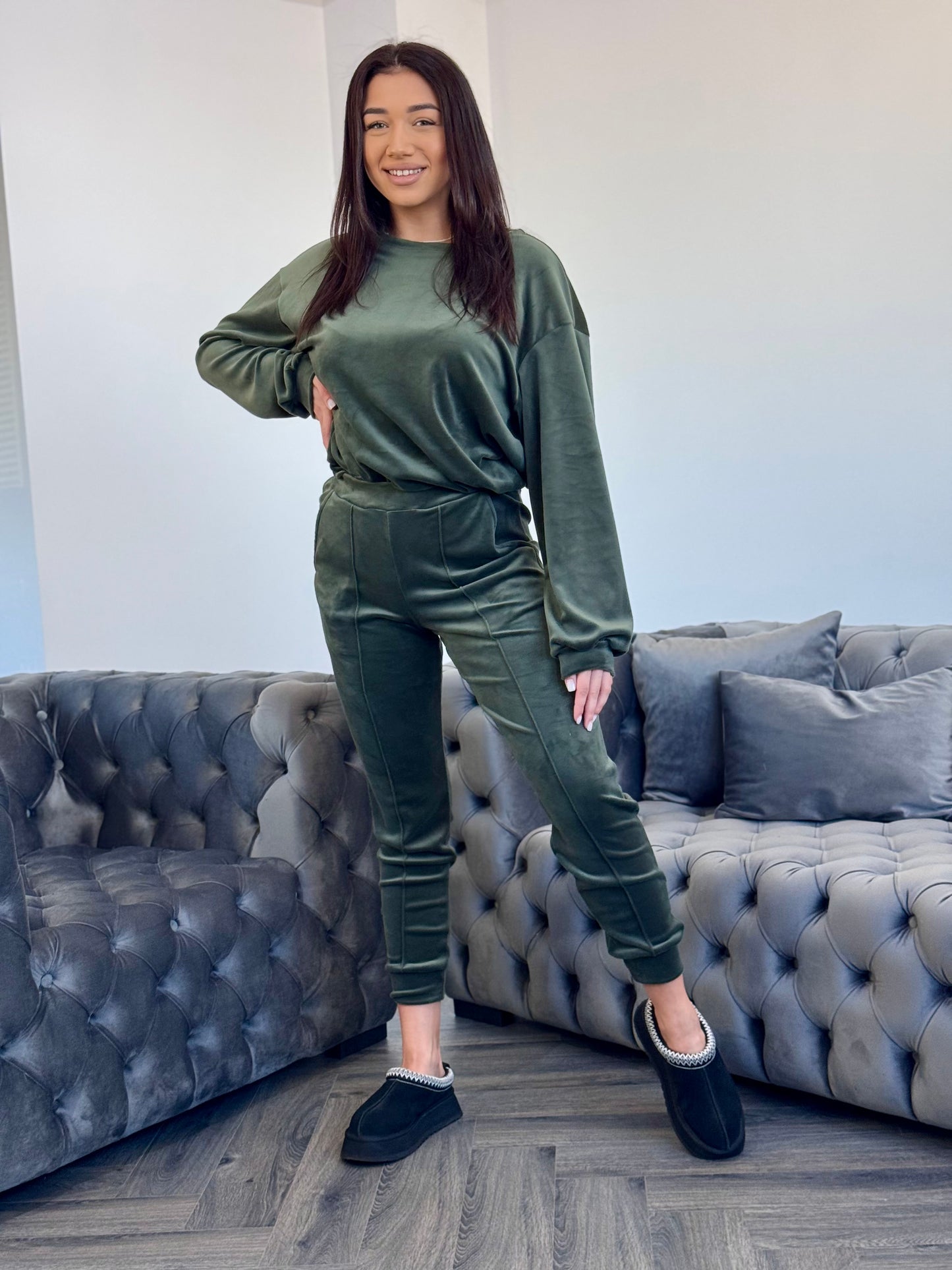Costum Monna- Kaki