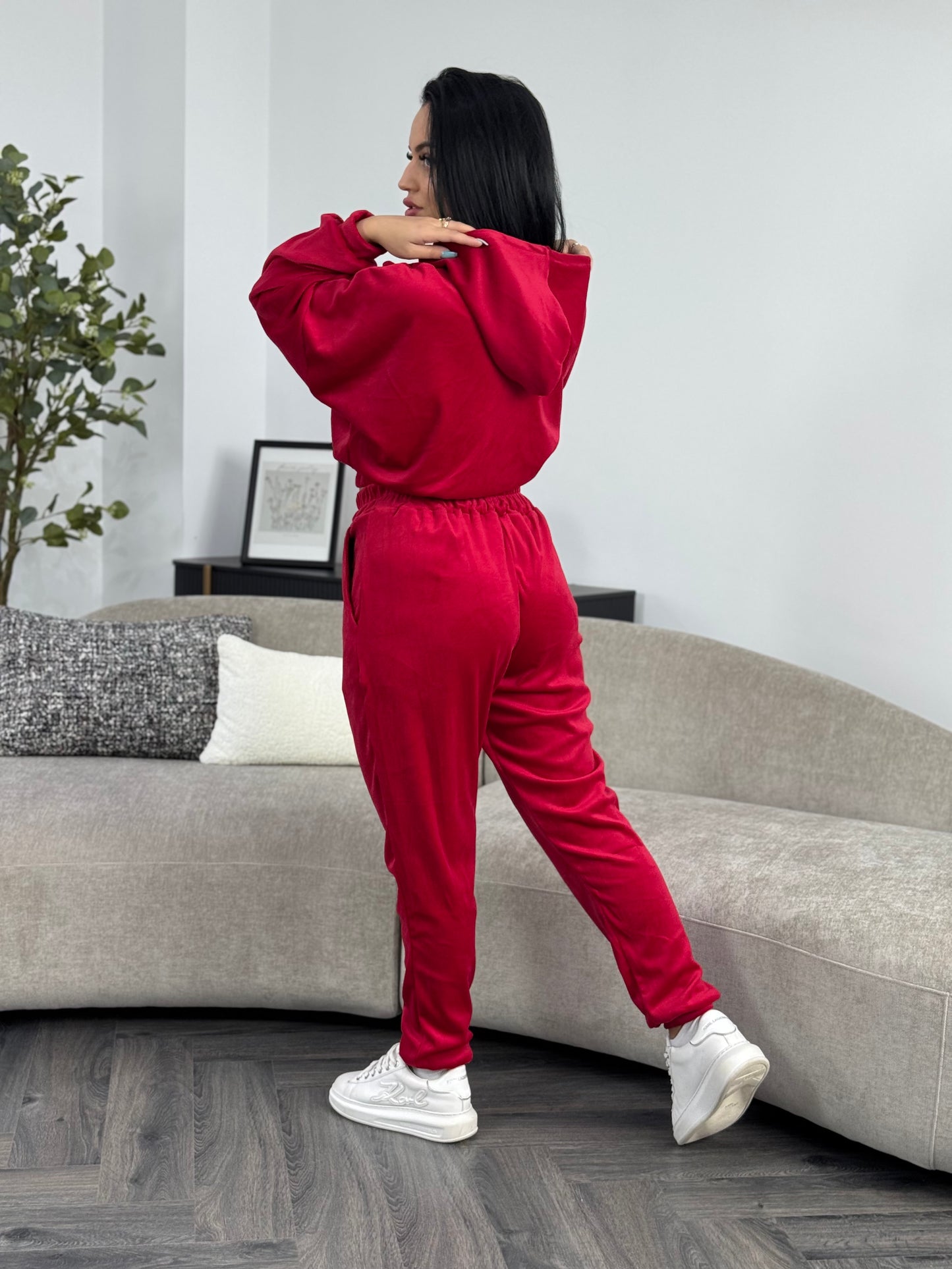 Costum Whitney - Rosu