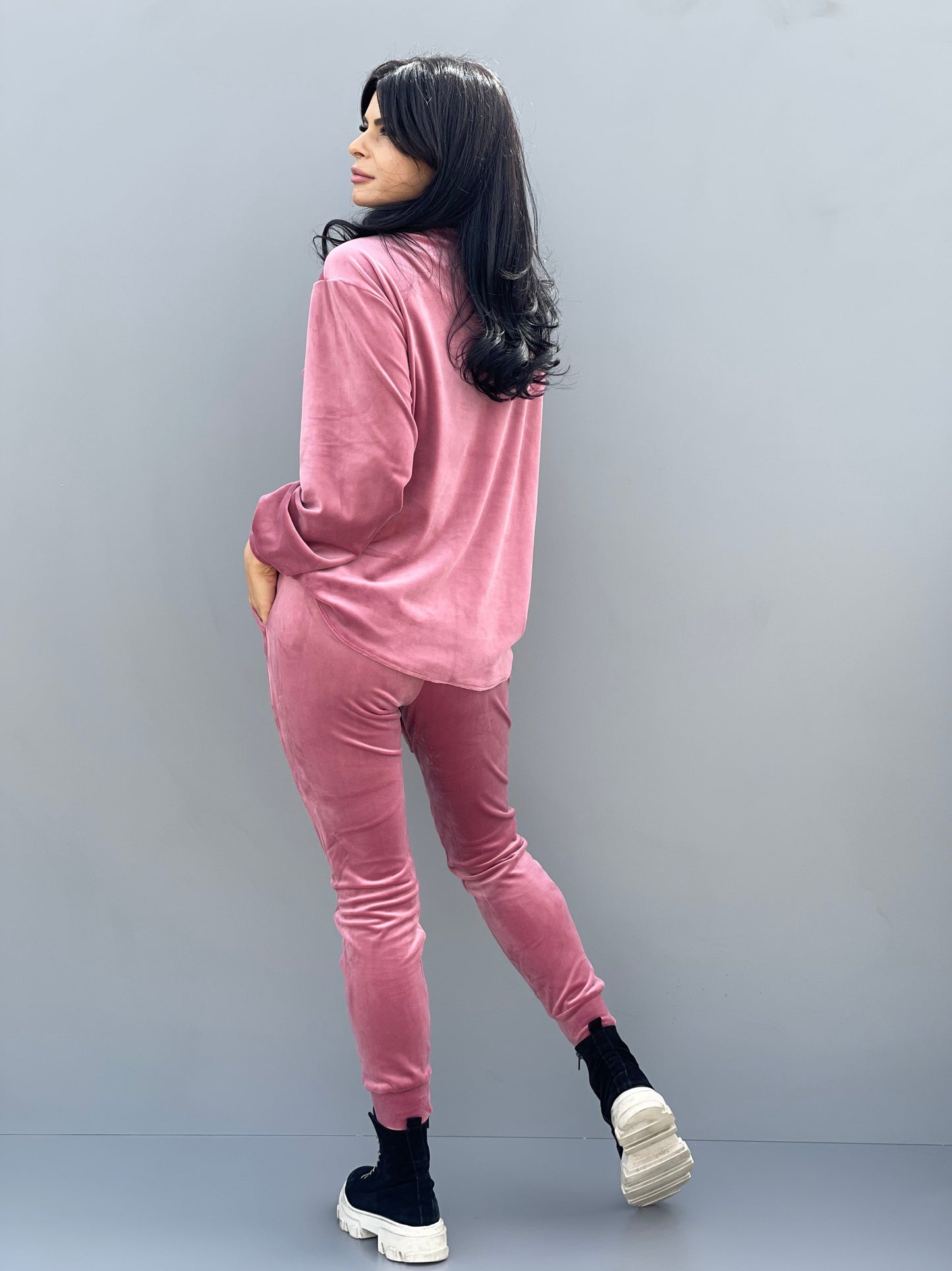 Costum BECCA - Roz Pudra