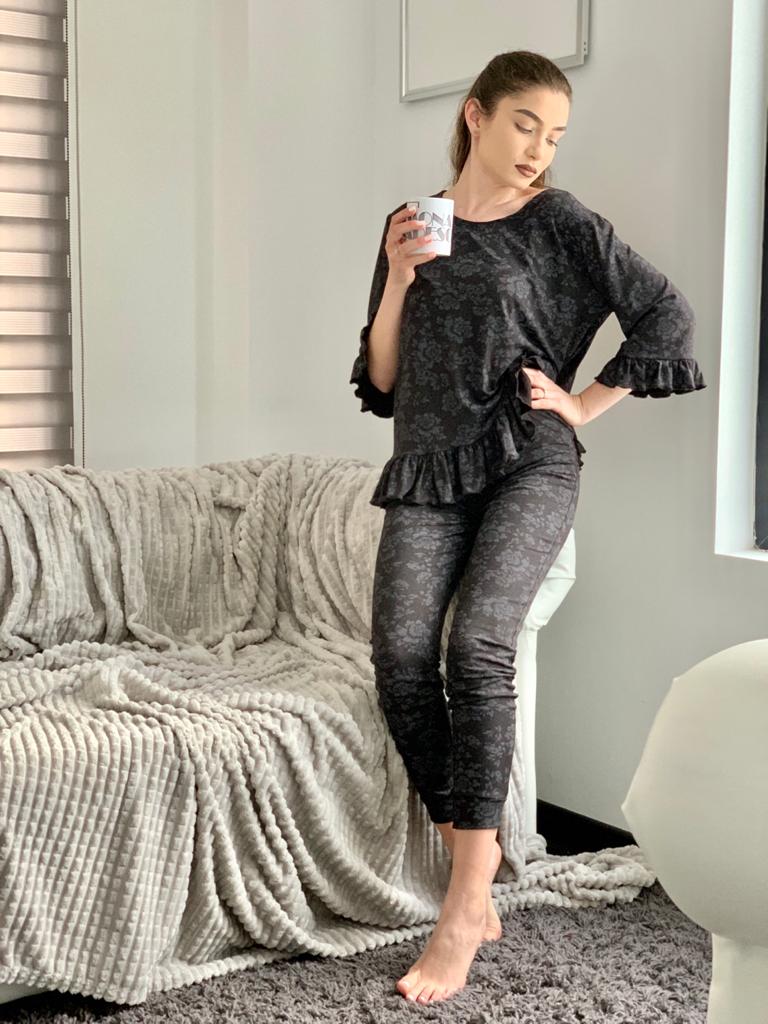 Pijama ADRIANA - FLOWER BLACK