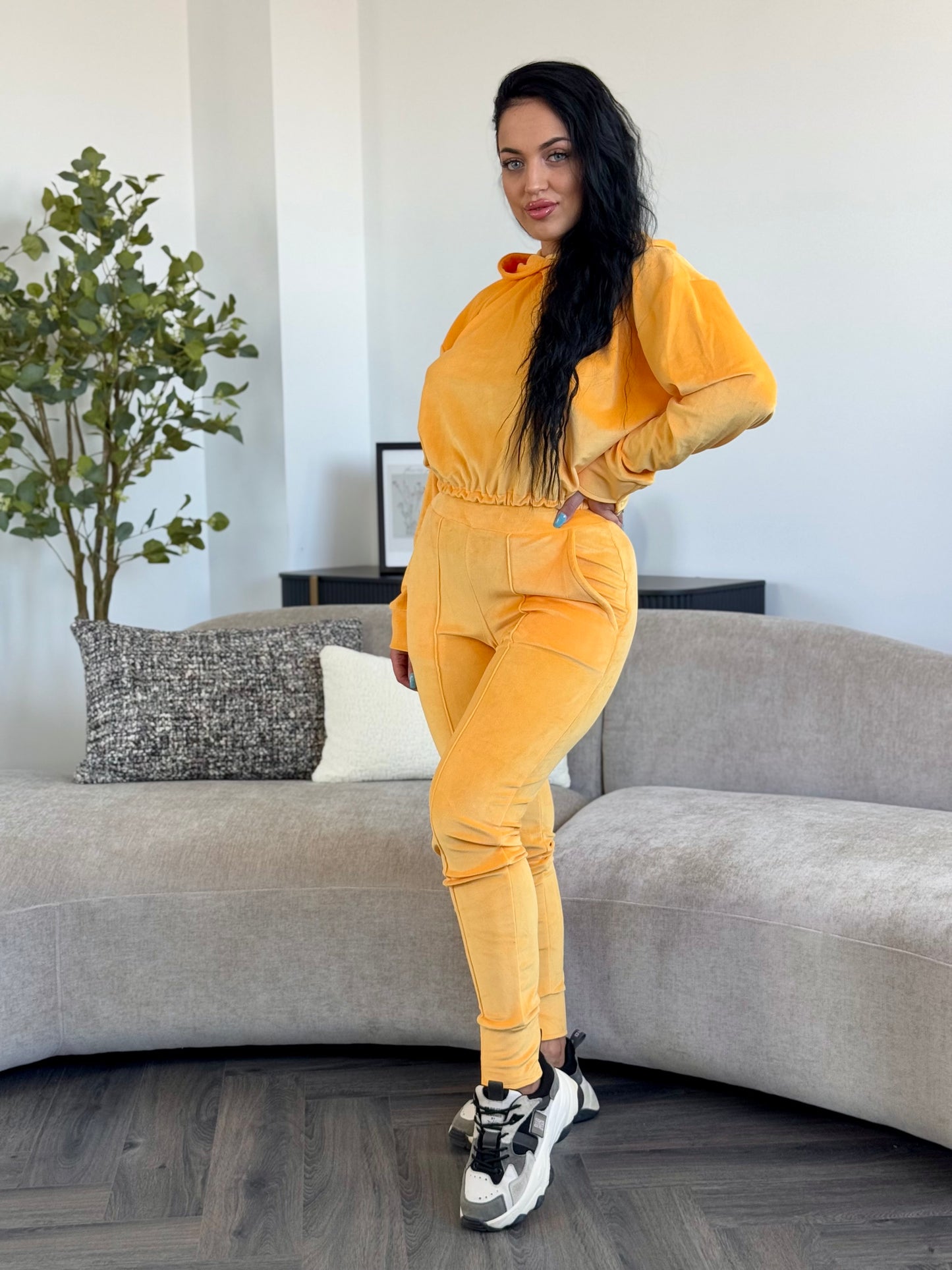 Costum Kira- Galben Sofran