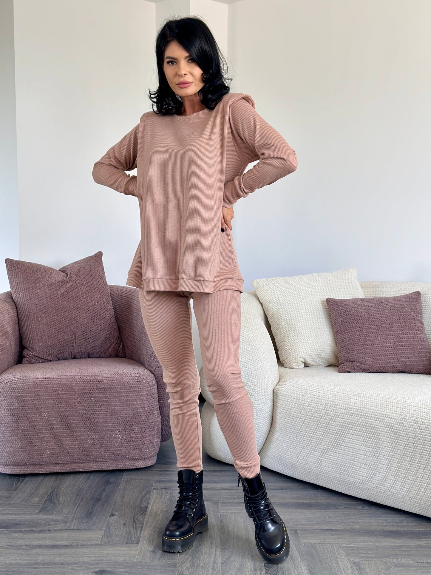 Costum Loris Tricot - Bej Auriu
