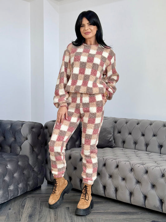 Costum Mona Plush - Caro Pink
