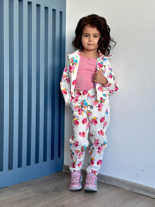 Costum Ema - White Pink
